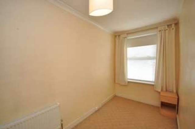  Image of 4 bedroom Detached house to rent in Horbury Road Wakefield WF2 at Horbury Road  Wakefield, WF2 8RE