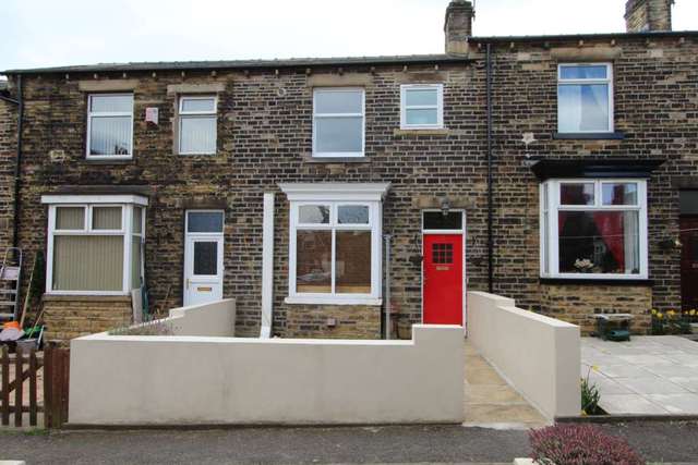  Image of 3 bedroom Terraced house for sale in Howard Park Gomersal Cleckheaton BD19 at Howard Park  Cleckheaton, BD19 3SF