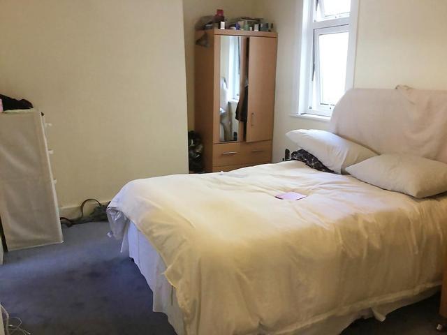  Image of 1 bedroom End of Terrace to rent in Humbolt Road London W6 at Hammersmith, W6 8QH