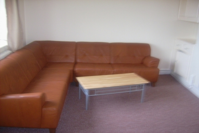  Image of 3 bedroom Apartment to rent in Hunmanby Avenue Hulme Manchester M15 at HUNMANBY AVENUE HULME M15 5FE MANCHESTER M15 5FE, M15 5FE