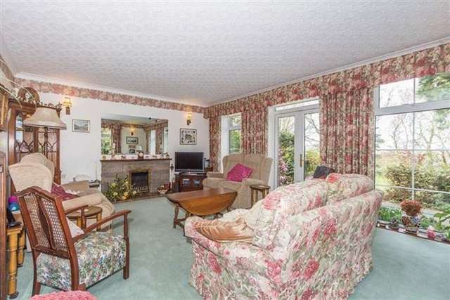  Image of 4 bedroom Detached house for sale in Walnut Lane Finstall Bromsgrove B60 at Finstall Park Walnut Lane Bromsgrove, B60 3BU