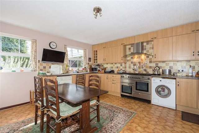 Image of 4 bedroom Detached house for sale in Walnut Lane Finstall Bromsgrove B60 at Finstall Park Walnut Lane Bromsgrove, B60 3BU