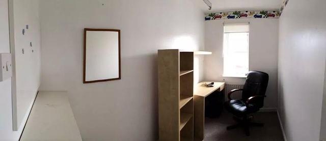  Image of 4 bedroom Semi-Detached house to rent in Huntsman Road Manchester M9 at Moston  Manchester, M9 4QP