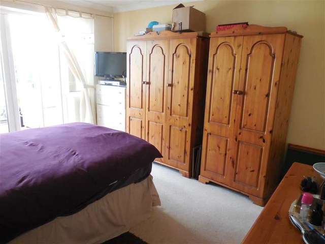  Image of 2 bedroom Detached house for sale in Hurley Road Worthing BN13 at Worthing West Sussex Worthing, BN13 2PB