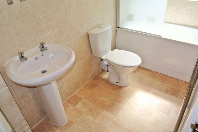  Image of 2 bedroom Detached house to rent in Ivy Avenue Blackpool FY4 at Ivy Avenue  Blackpool, FY4 3QG