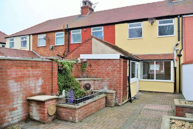  Image of 2 bedroom Detached house to rent in Ivy Avenue Blackpool FY4 at Ivy Avenue  Blackpool, FY4 3QG