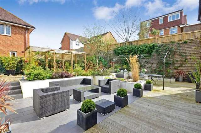  Image of 4 bedroom Detached house for sale in Jasmine Close Chartham Canterbury CT4 at Chartham Canterbury Canterbury, CT4 7TF