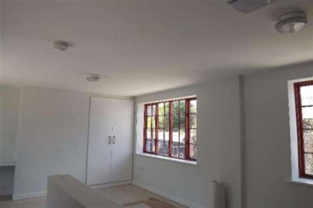  Image of 1 bedroom Flat to rent in Well Meadow Street Sheffield S3 at Sheffield, S3 7GS