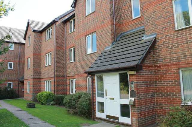  Image of 2 bedroom Apartment to rent in John Austin Close Kingston upon Thames KT2 at Kingston, KT2 6SU