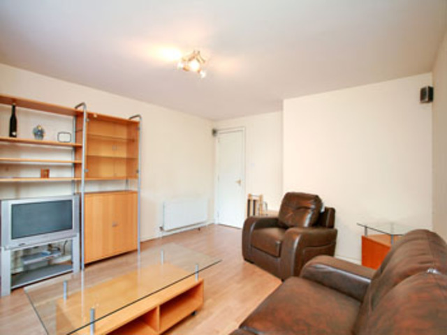  Image of 2 bedroom Flat to rent in Justice Mill Brae Aberdeen AB11 at City Centre Aberdeen Aberdeen, AB11 6EY
