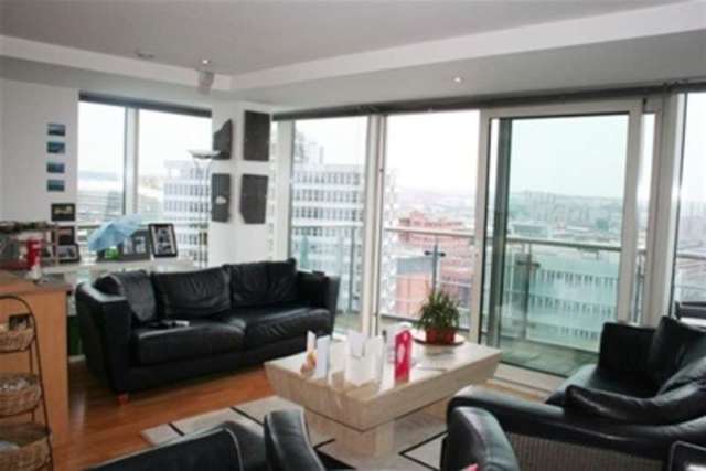  Image of 2 bedroom Flat to rent in Albion Street Leeds LS2 at Leeds, LS2 8ES