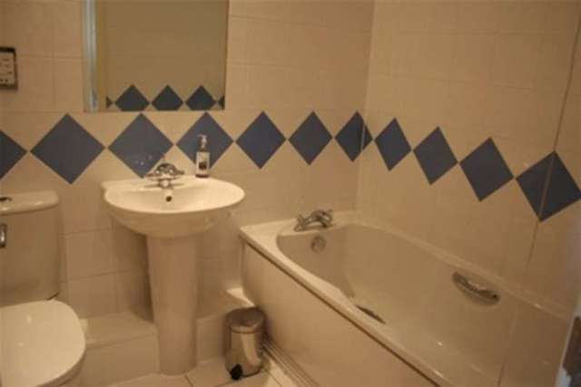  Image of 2 bedroom Flat to rent in Albion Street Leeds LS2 at Leeds, LS2 8ES