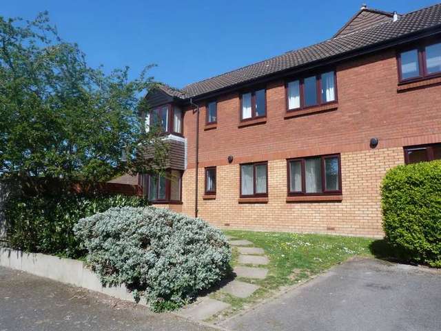  Image of 2 bedroom Flat for sale in Keats Close Colliers Wood London SW19 at Keats Close  London, SW19 1TU