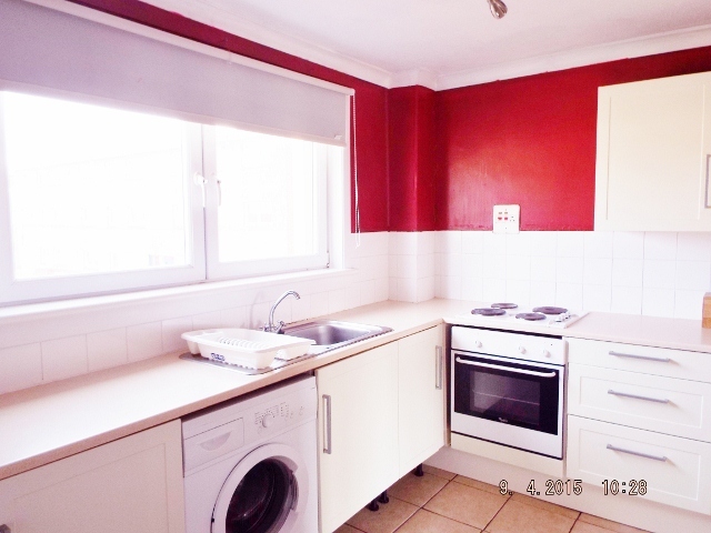  Image of 2 bedroom Flat to rent in Kersiebank Avenue Grangemouth FK3 at Grangemouth Falkirk Falkirk, FK3 0LY