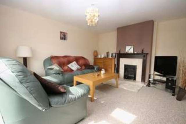  Image of 4 bedroom Semi-Detached house for sale in Lovelace Drive Kidlington OX5 at Lovelace Drive KIDLINGTON Oxon, OX5 2LY