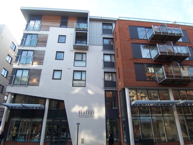  Image of 2 bedroom Apartment to rent in High Street Southampton SO14 at 118 High Street Southampton, SO14 2EB