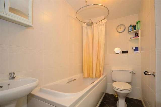  Image of 1 bedroom Flat for sale in Huxley Court King Street Rochester ME1 at Rochester Kent Rochester, ME1 1BJ
