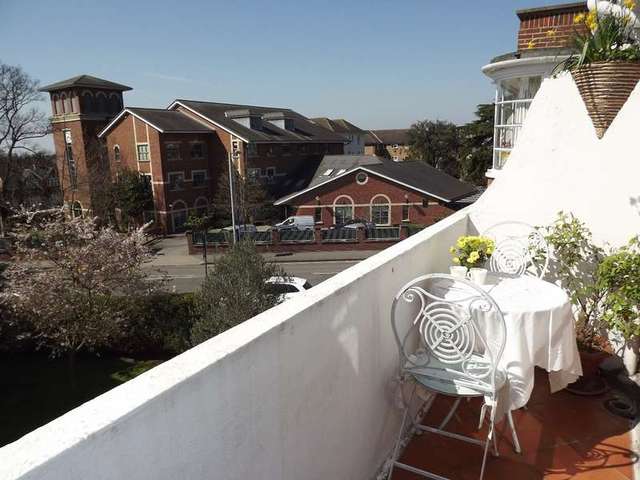  Image of 2 bedroom Flat for sale in Kings Keep Beaufort Road Kingston upon Thames KT1 at Kings Keep Beaufort Road Kingston, KT1 2HP