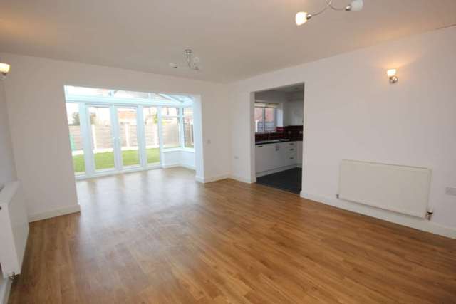  Image of 4 bedroom Detached house for sale in Kings Road Ashton-under-Lyne OL6 at Kings Road  Ashton Under Lyne, OL6 9AT