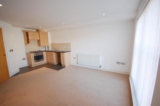  Image of 1 bedroom Apartment to rent in Kingsway Southport PR8 at Southport, PR8 1ND