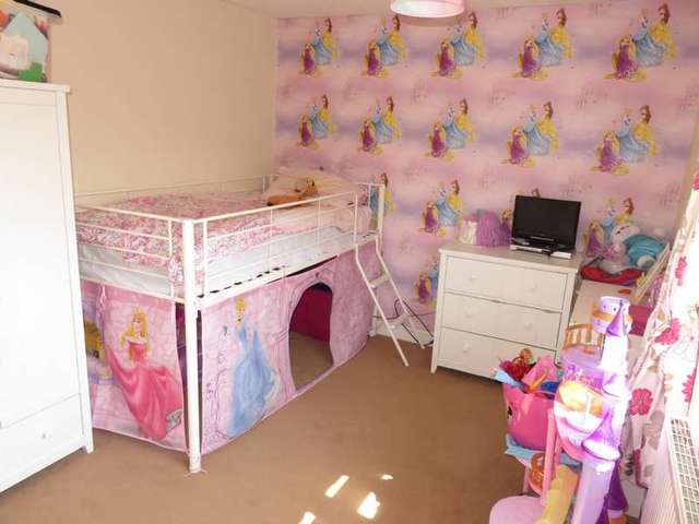  Image of 3 bedroom Town House to rent in Kinver Avenue Willenhall WV12 at Willenhall, WV12 4LS