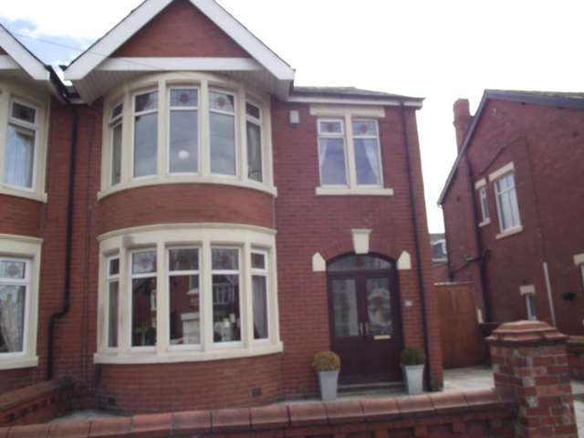  Image of 3 bedroom Semi-Detached house to rent in Knowsley Avenue Blackpool FY3 at Knowsley Avenue  Blackpool, FY3 9HP