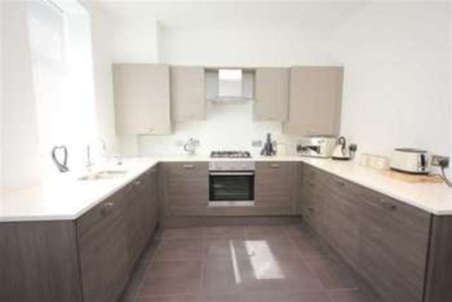  Image of 2 bedroom Property for sale in Ladyhouse Lane Milnrow Rochdale OL16 at Ladyhouse Lane Milnrow Milnrow, OL16 4EQ