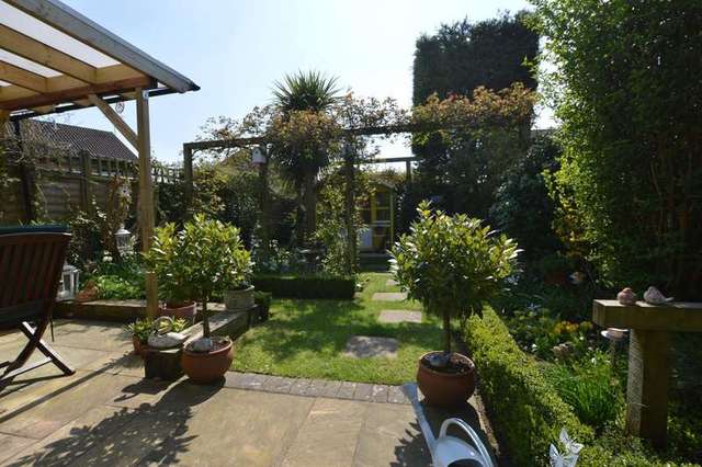  Image of 3 bedroom Semi-Detached house for sale in Larchside Close Spencers Wood Reading RG7 at Spencers Wood  Reading, RG7 1DS