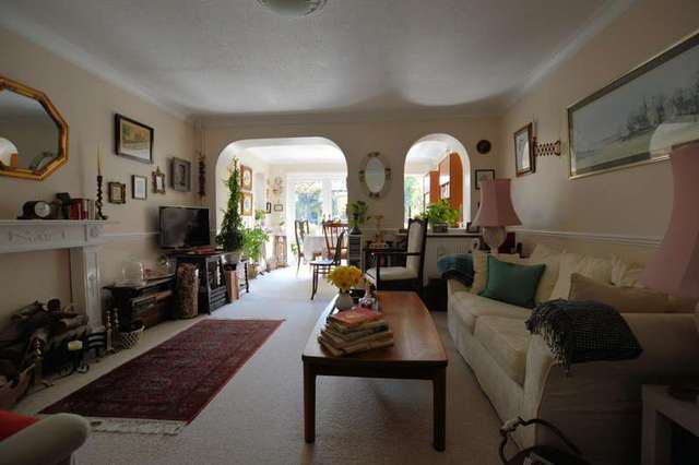  Image of 3 bedroom Semi-Detached house for sale in Larchside Close Spencers Wood Reading RG7 at Spencers Wood  Reading, RG7 1DS