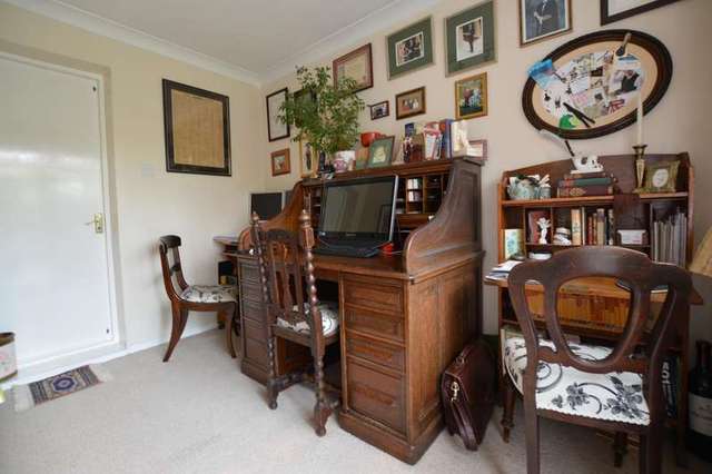  Image of 3 bedroom Semi-Detached house for sale in Larchside Close Spencers Wood Reading RG7 at Spencers Wood  Reading, RG7 1DS