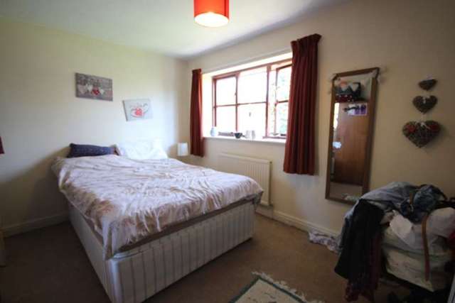  Image of 6 bedroom Detached house to rent in Turnpike Close Worcester WR2 at Turnpike Close St Johns Worcester, WR2 6AB