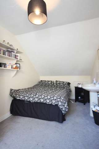  Image of 6 bedroom Detached house to rent in Turnpike Close Worcester WR2 at Turnpike Close St Johns Worcester, WR2 6AB