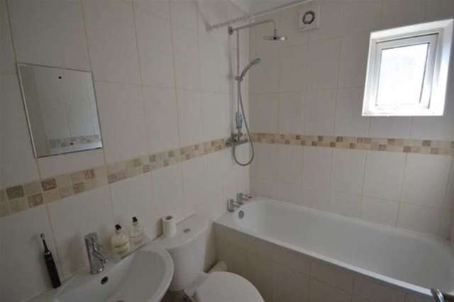  Image of 2 bedroom Flat for sale in Lea Bridge Road London E10 at London, E10 7DT