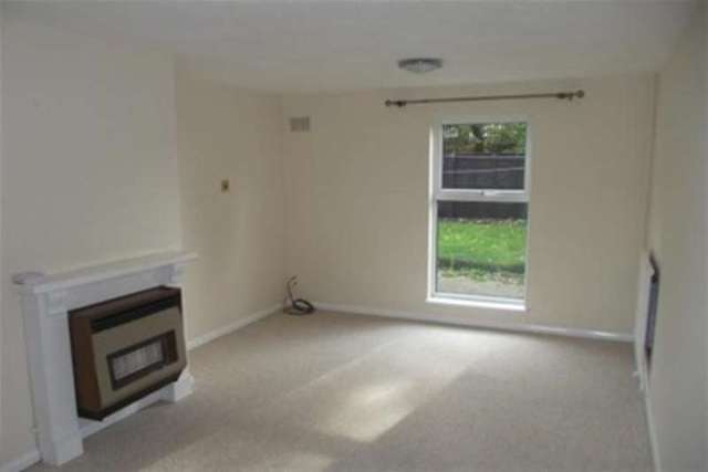  Image of 3 bedroom Detached house to rent in Meadow Way Leighton Buzzard LU7 at Leighton Buzzard, LU7 3XP