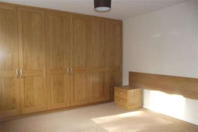  Image of 3 bedroom Detached house to rent in Meadow Way Leighton Buzzard LU7 at Leighton Buzzard, LU7 3XP