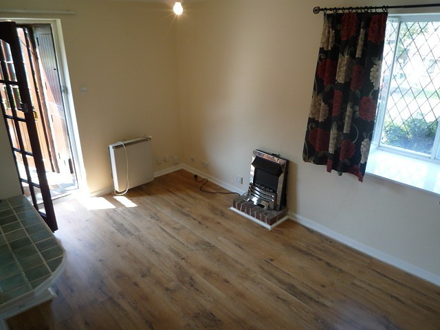  Image of 1 bedroom Detached house to rent in Leybourne Close Pease Pottage Crawley RH11 at Tollgate Hill  Crawley, RH11 9QX