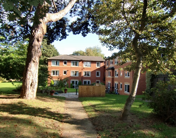  Image of 1 bedroom Apartment to rent in Manorside Close Upton Wirral CH49 at Liege House Manorside Close Upton On The Wirral, CH49 4PP