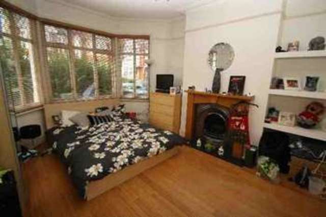  Image of 1 bedroom Property to rent in Lightcliffe Road London N13 at Lightcliffe Road London London, N13 5HD
