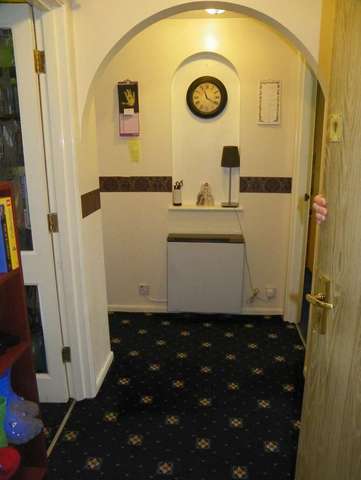  Image of 2 bedroom Apartment to rent in Littlebrook Avenue Burnham Slough SL2 at Burnham  Slough, SL2 2PE
