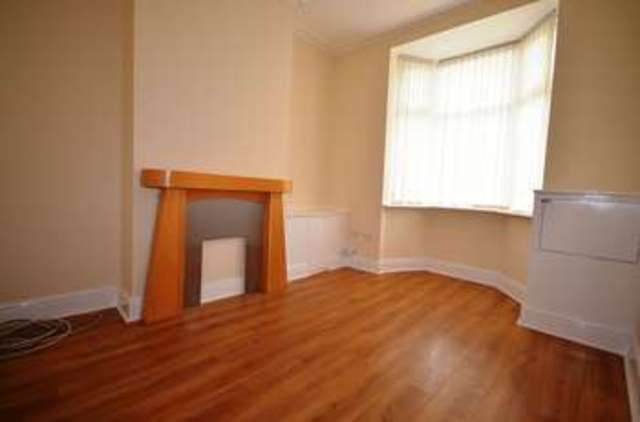  Image of 3 bedroom Terraced house for sale in Liverpool Road Widnes WA8 at Liverpool Road  Widnes, WA8 7JB