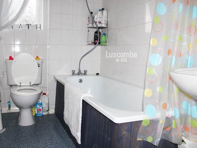  Image of 3 bedroom End of Terrace to rent in Llwyn Deri Close Bassaleg Newport NP10 at Newport  Newport, NP10 8JS