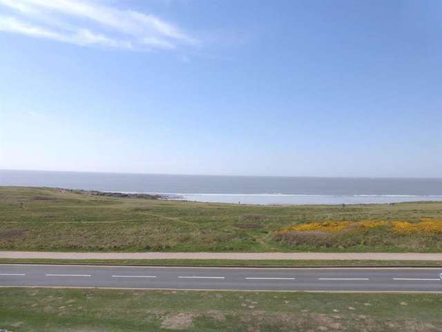  Image of 3 bedroom Penthouse for sale in Locks Common Road Porthcawl CF36 at Porthcawl  Porthcawl, CF36 3HU