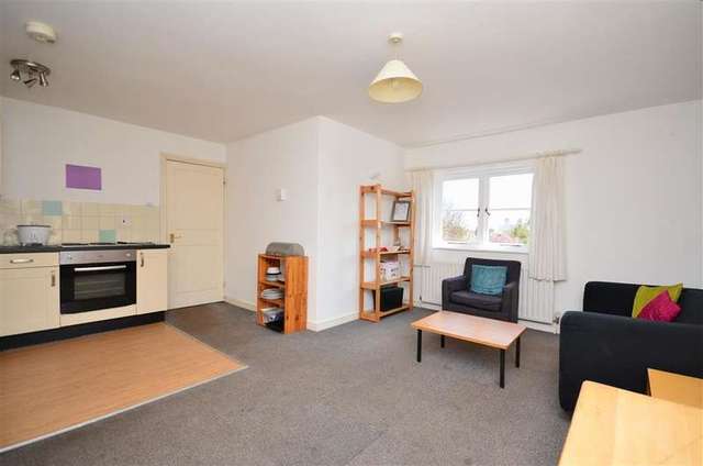  Image of 2 bedroom Apartment for sale in London Road Canterbury CT2 at Canterbury Kent Canterbury, CT2 8LU