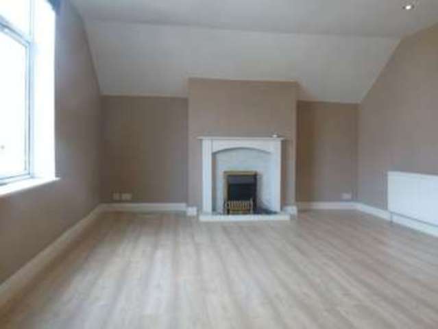  Image of 1 bedroom Flat to rent in London Road Kingston upon Thames KT2 at London Road  Kingston, KT2 6QJ