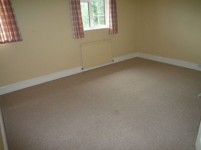  Image of 4 bedroom Detached house to rent in London Road Redhill RH1 at Redhill, RH1 2JQ