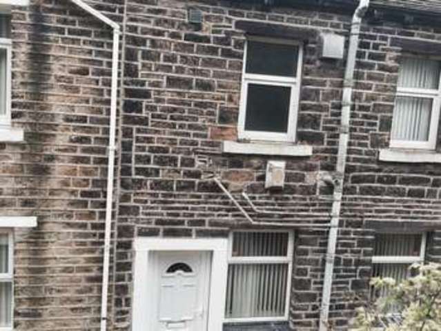  Image of 1 bedroom Terraced house to rent in Lowergate Paddock Huddersfield HD3 at Lowergate  Huddersfield, HD3 4EP