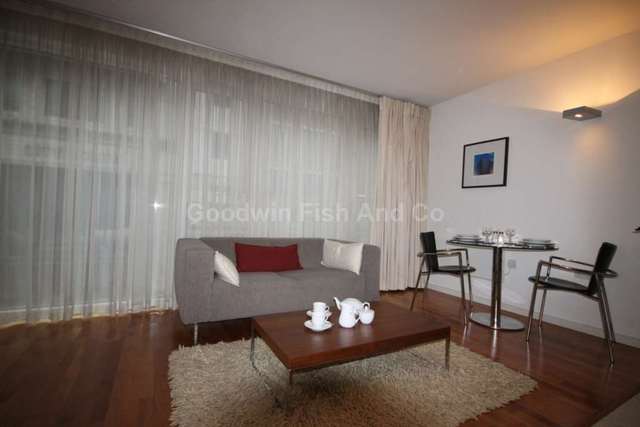  Image of Studio flat to rent in City Road East Manchester M15 at City Road East Southern Gateway Manchester, M15 4QL