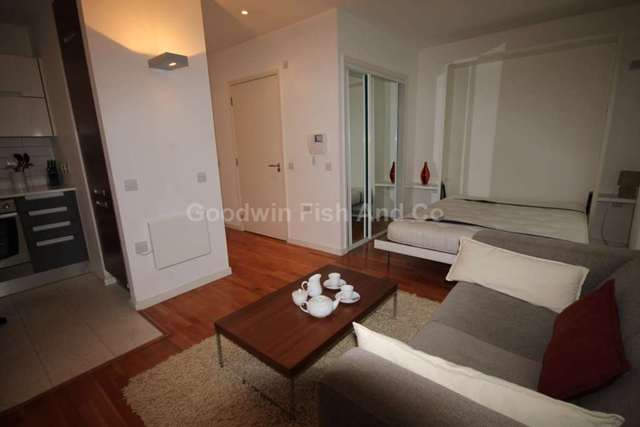  Image of Studio flat to rent in City Road East Manchester M15 at City Road East Southern Gateway Manchester, M15 4QL