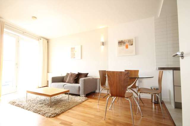  Image of 1 bedroom Apartment to rent in City Road East Manchester M15 at City Road East Southern Gateway Manchester, M15 4QN