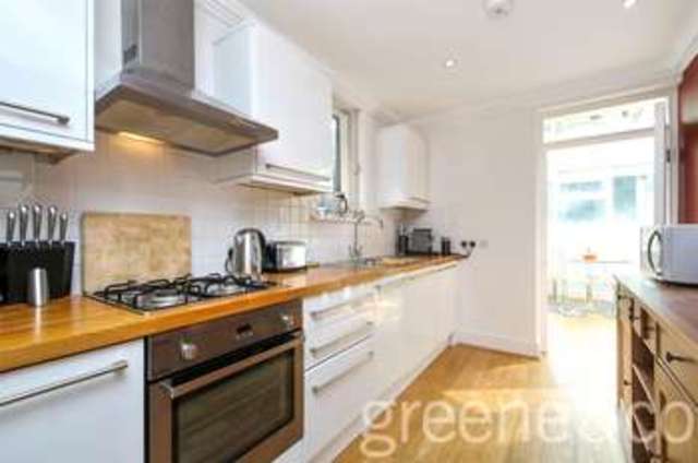  Image of 3 bedroom Flat for sale in Lyndhurst Road London NW3 at Hampstead London Belsize Park, NW3 5NL